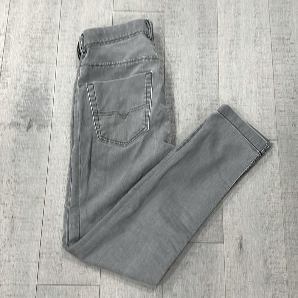 ⭐️ Men’s Diesel slim chino Denim * US 26 * Grey